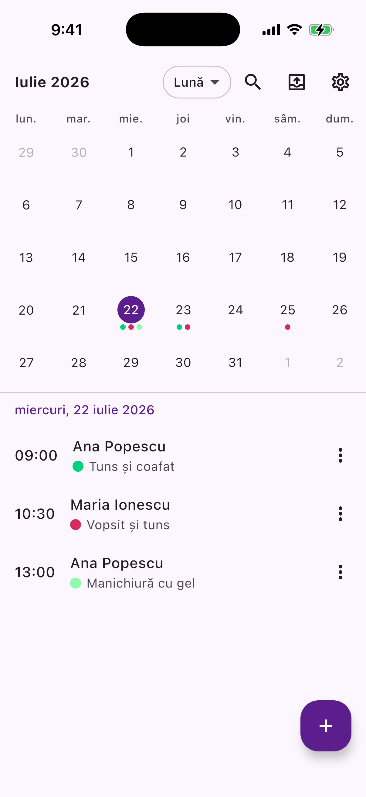 Reeminder's month calendar, with each day's appointments shown as colour-coded dots